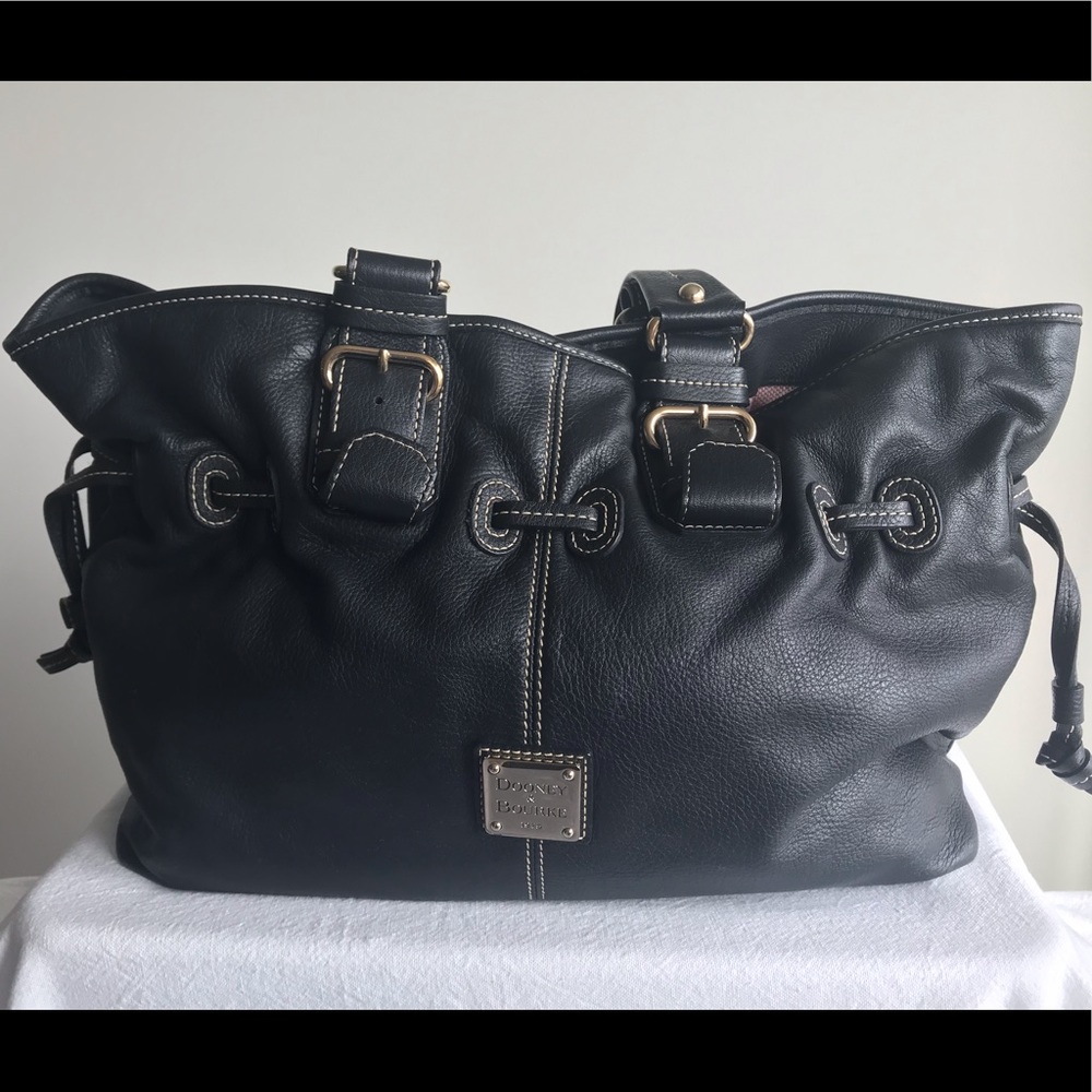 Dooney & Bourke Pebbled Leather Bag